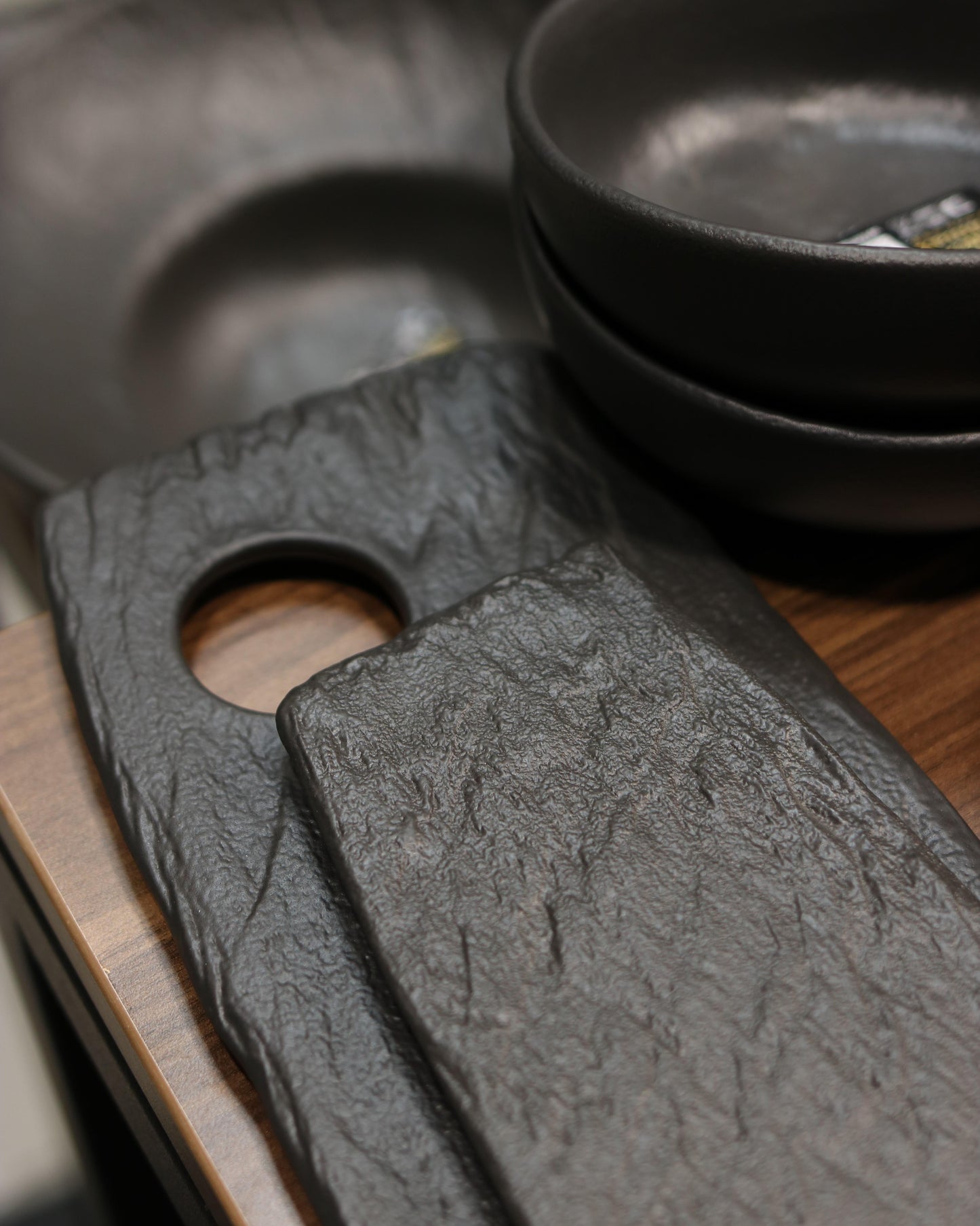 Wilmax Servierschale 32,5 x 10 cm aus schwarzem Porzellan WL-661132/A