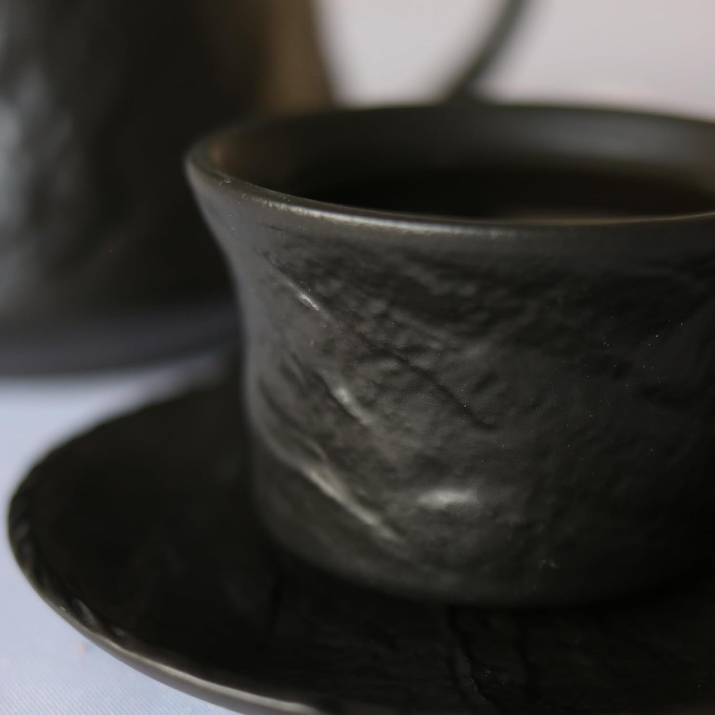 Wilmax Kaffeetassen Set 2er Schwarz 180 ml mit Untertasse Porzellan WL-661151/AB2