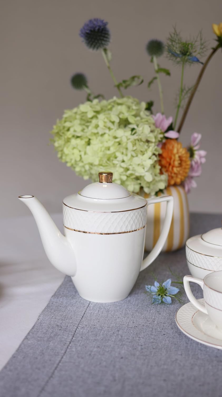 Wilmax Kaffeekanne mit Goldverzierung – 750 ml – Elegantes Design–WL-880102458/A