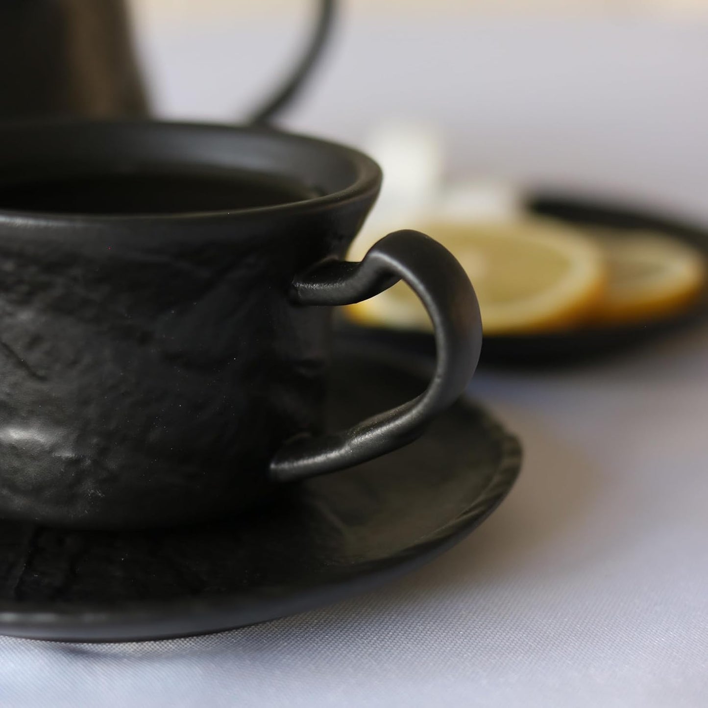 Wilmax Kaffeetassen Set 2er Schwarz 250 ml mit Untertasse Porzellan WL-661152/AB2