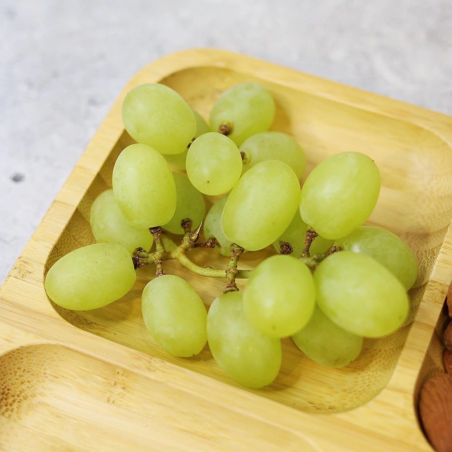 Wilmax Quadrat Scale from Bambus 22 x 22 cm WL-771220/A