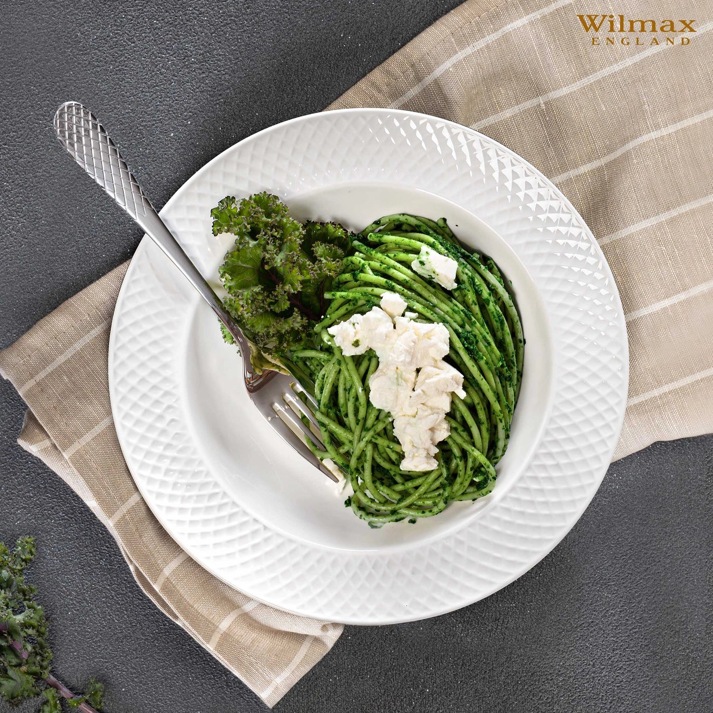 Wilmax England Tiefer Porzellan-Teller 22.5 cm – WL-880101303/A