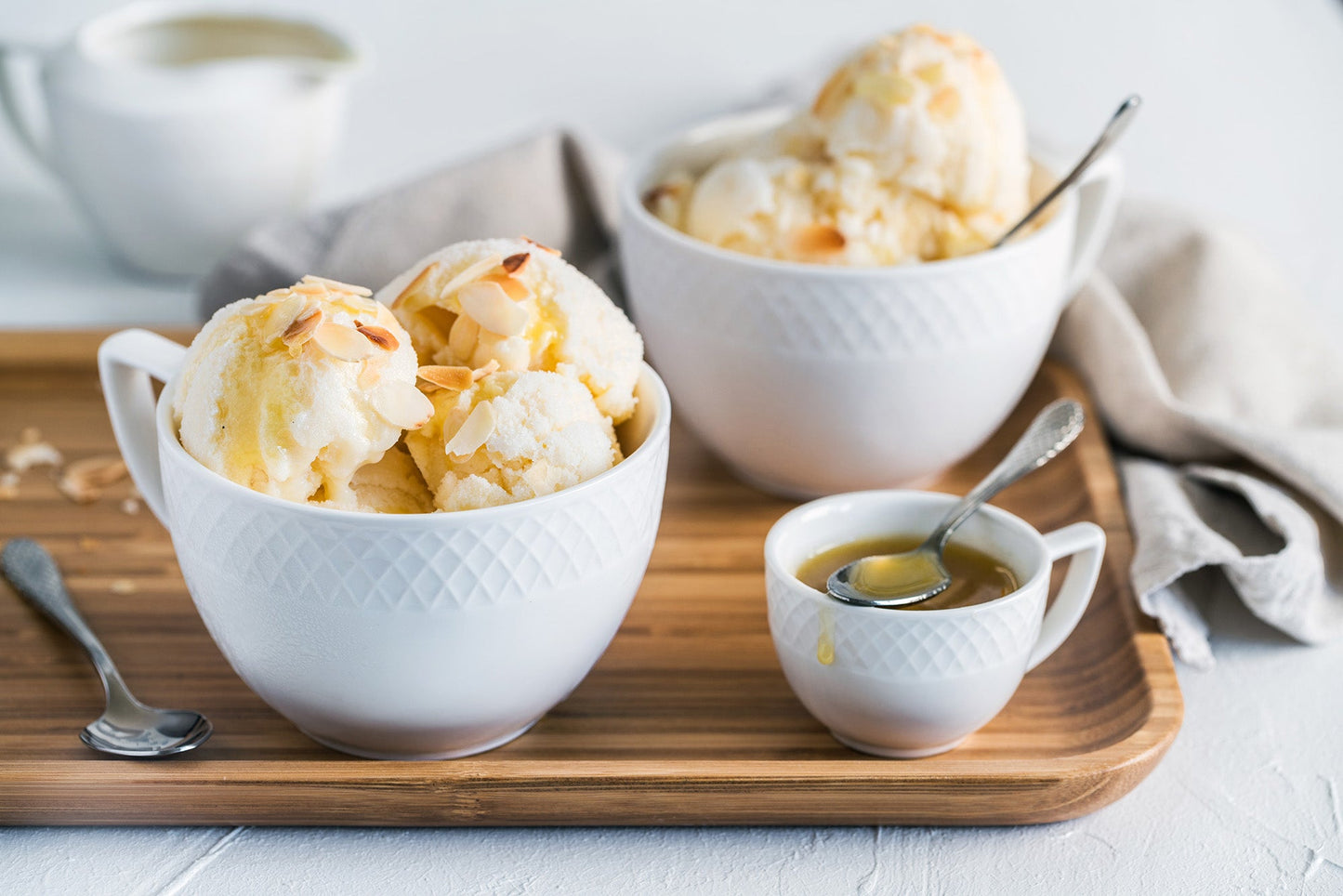 Wilmax Jumbo Porzellantasse, 500 ml, Julia Kollektion, WL-880101409/A