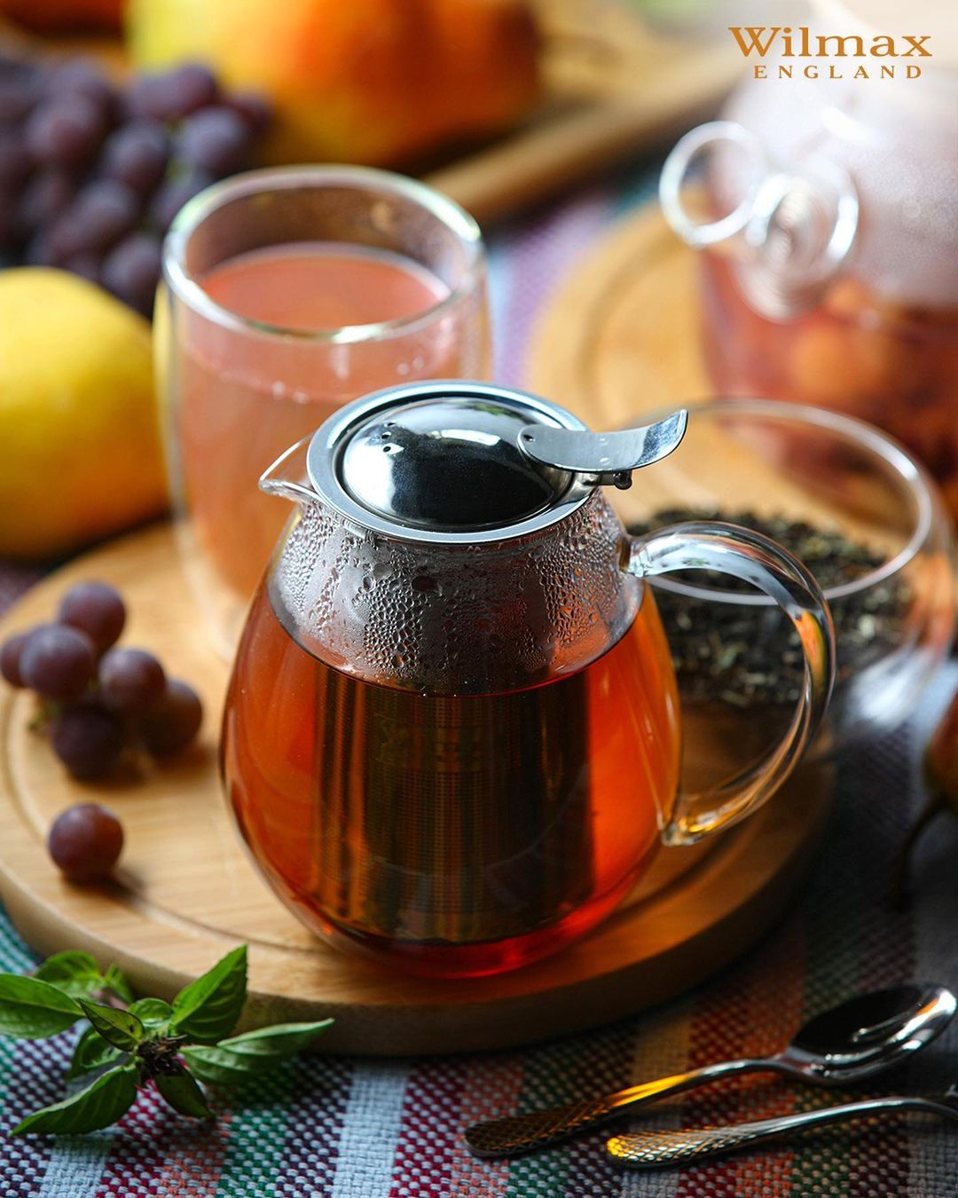 Wilmax 2 Doppelwandtassen & 1 Teekanne Set, WL-888803/A-888748/A2