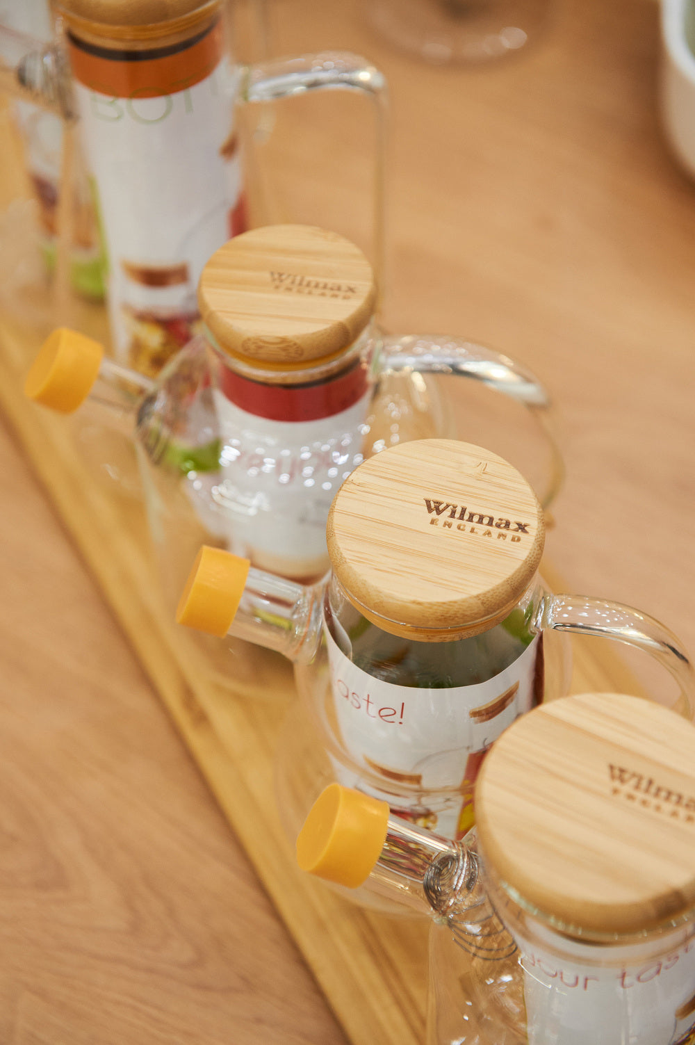 Wilmax Oliefles 450 ml met schenktuit en filter
