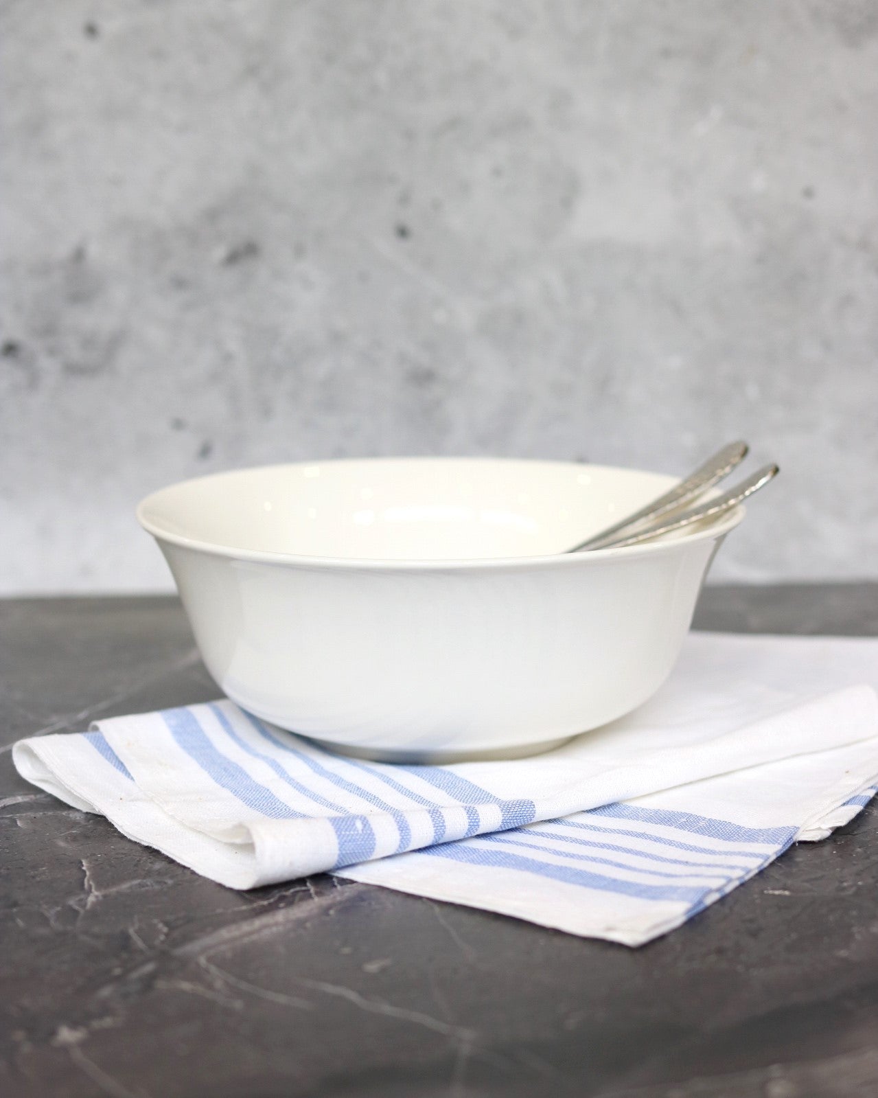 Wilmax Porzellan Schüssel - 20cm Durchmesser, 1600mL - Weiß - WL-992005/A