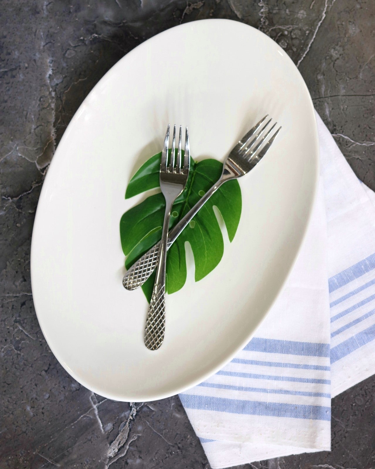 Wilmax Porzellan Ovalplatte – WL-992021/A