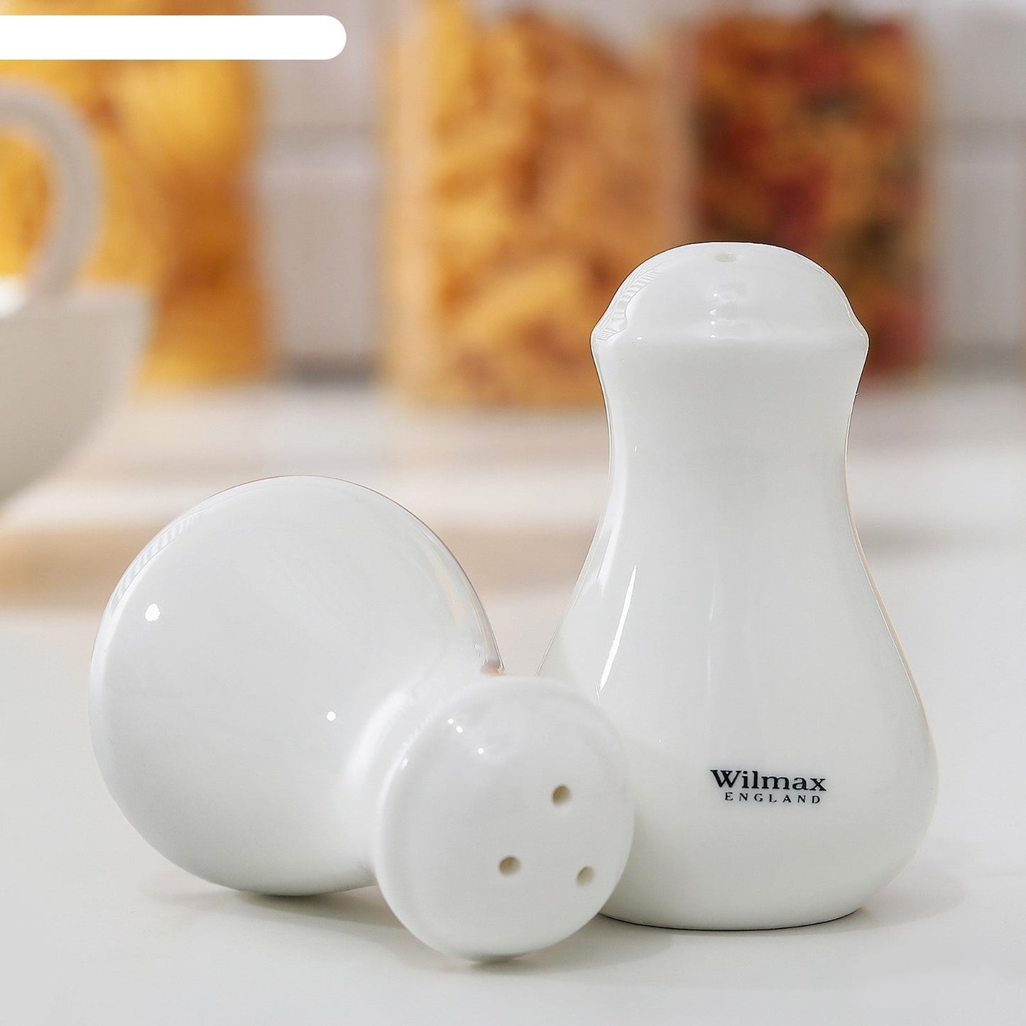 Wilmax England Salt & Pepper Shakers Set 2-piece Porcelain White