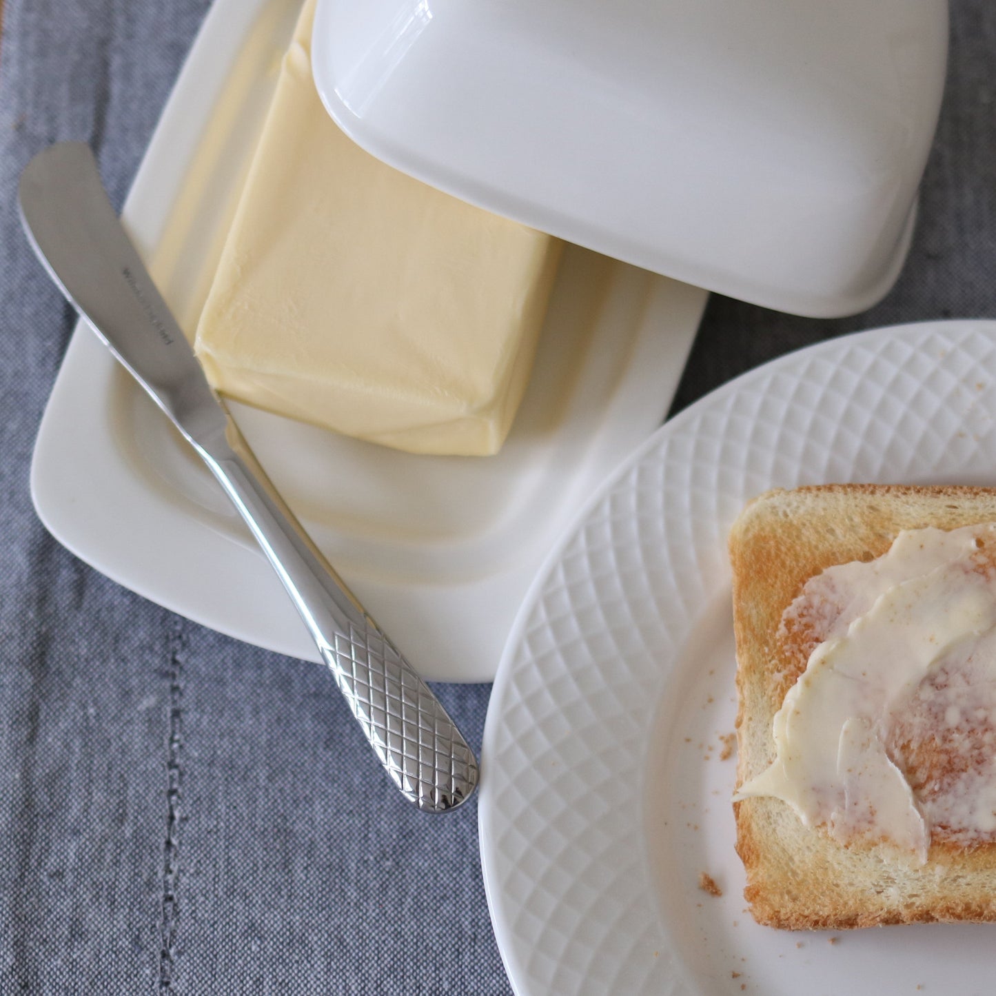 Wilmax Butterdose Weiß 19 x 12,5 x 8,5 cm – Elegantes Design – WL-996109/1C