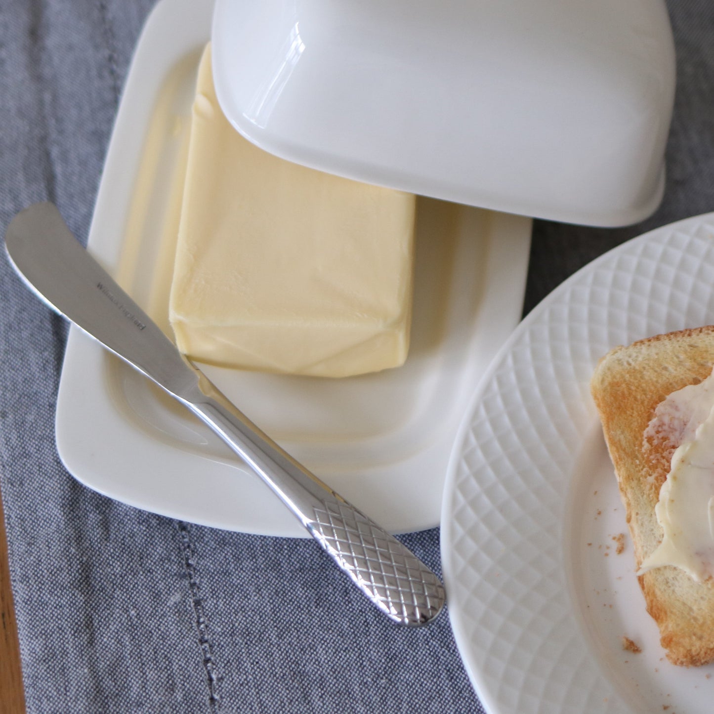 Wilmax Butterdose Weiß 19 x 12,5 x 8,5 cm – Elegantes Design – WL-996109/1C