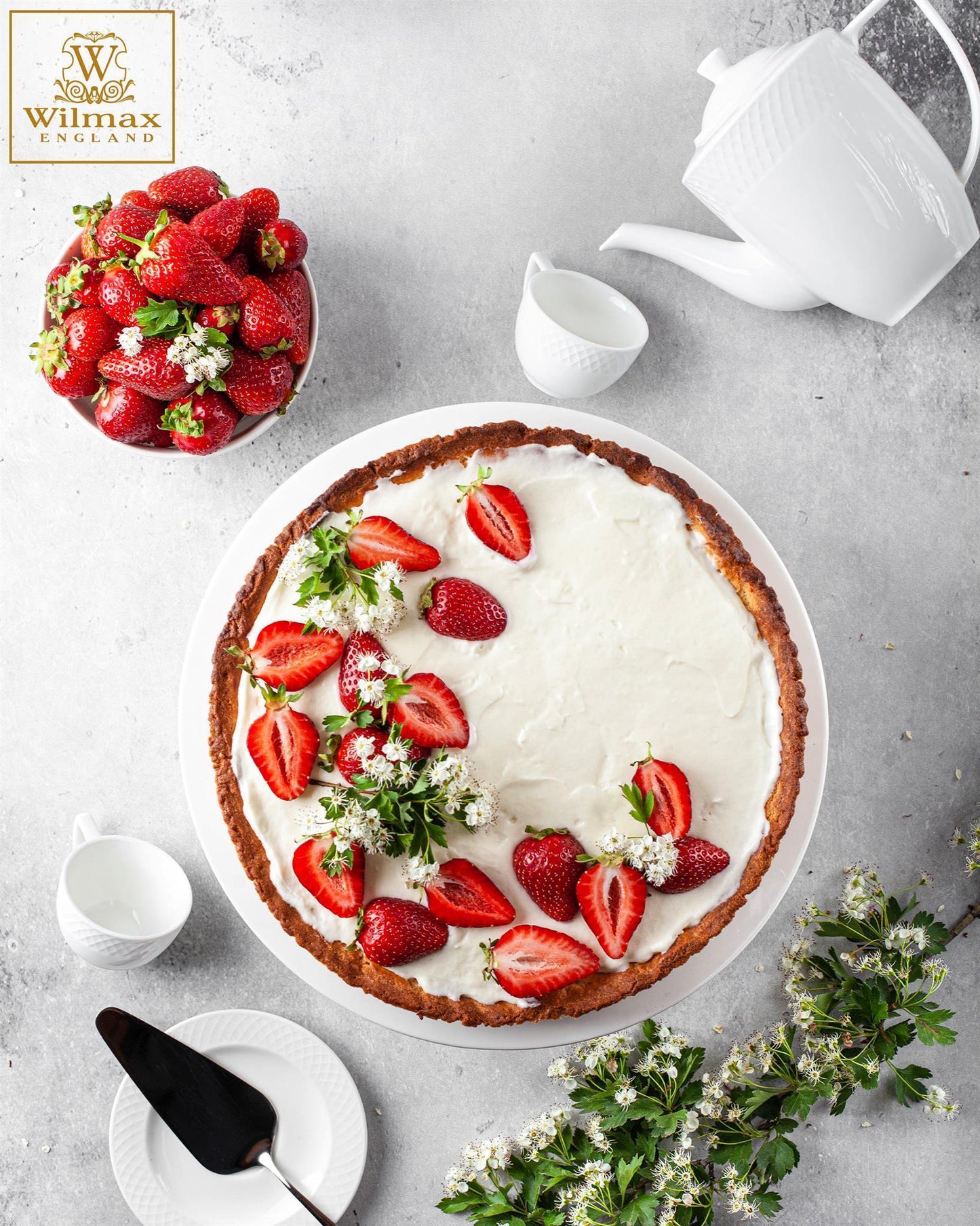 Wilmax Kuchenständer 30 cm aus Porzellan, elegantes Design – WL-996130/A