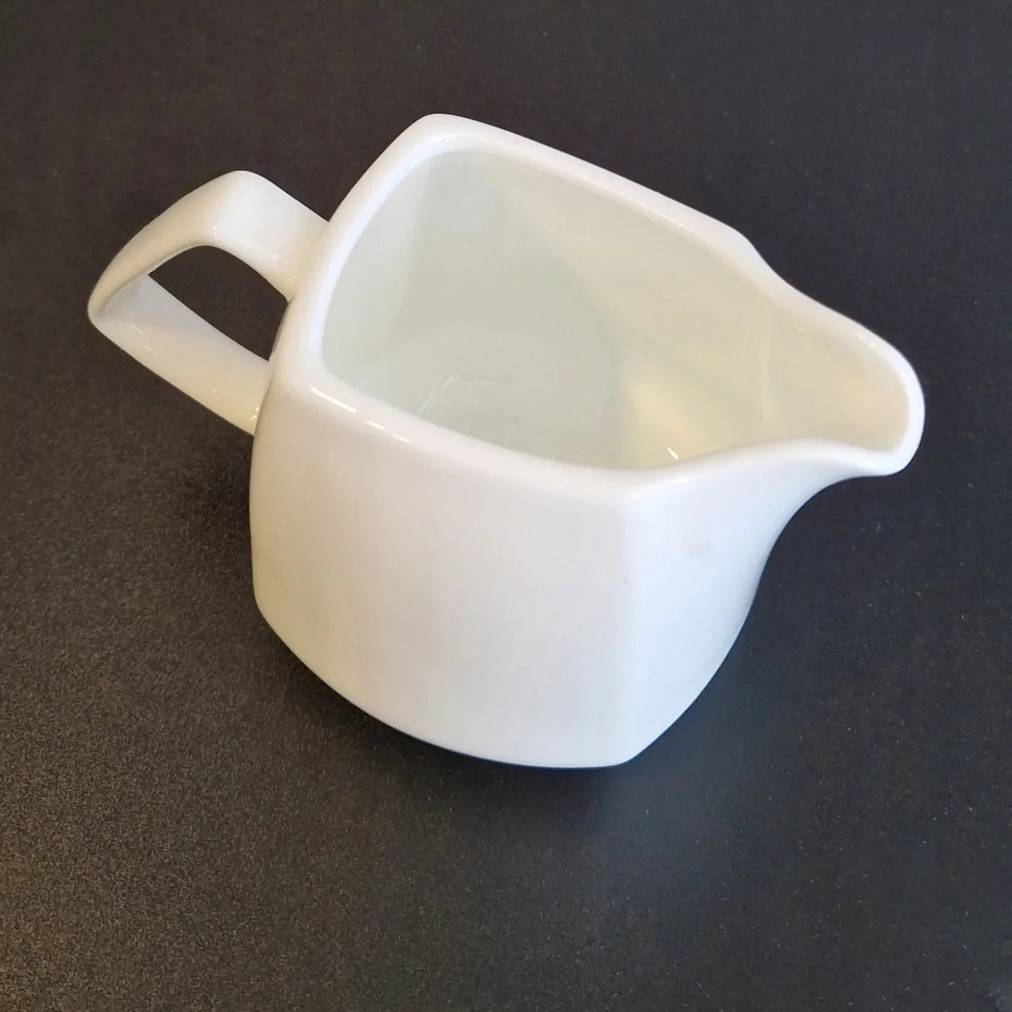 Wilmax Melkkannetje 310 ml Wit Porselein Ilona