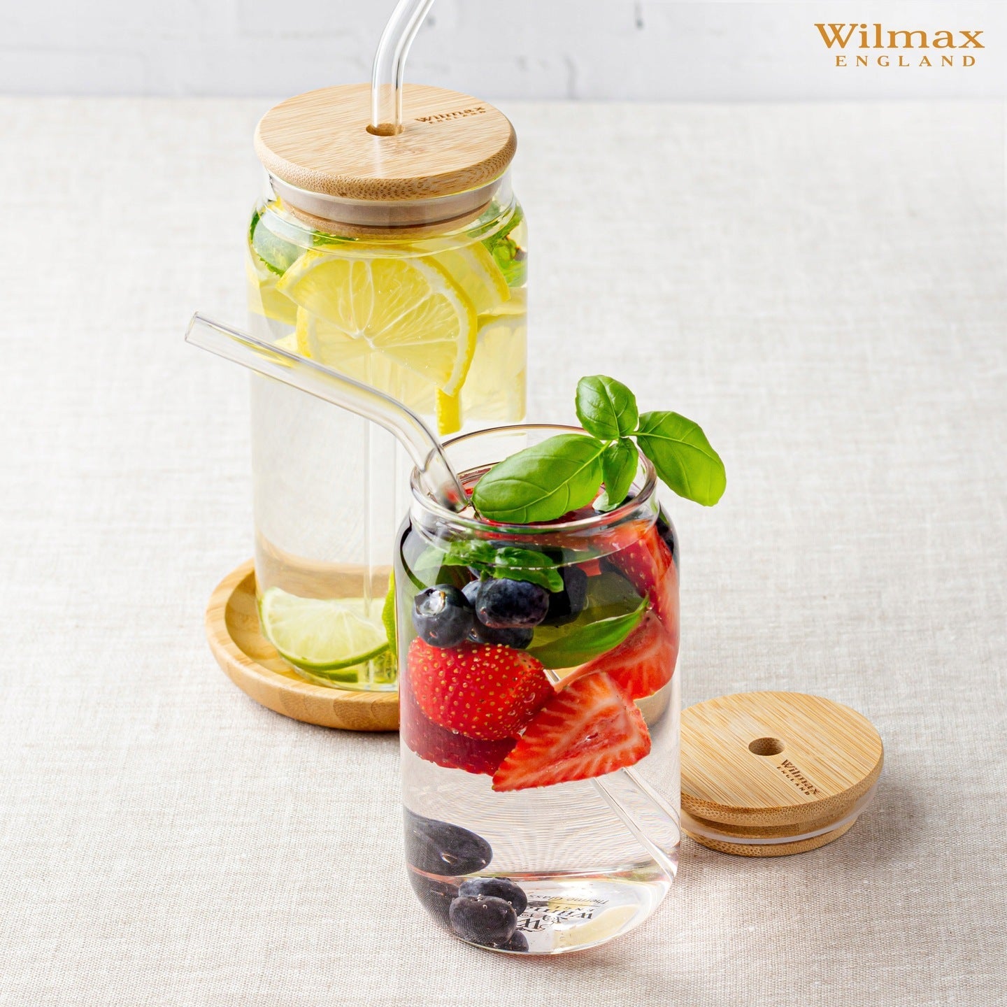 Wilmax Glasbeker 500 ml met deksel en rietje WL-888610/A