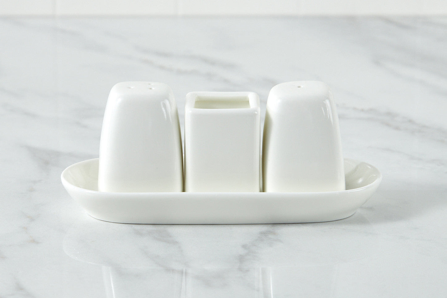 Wilmax Salz- & Pfeffer Set aus Porzellan mit Zahnstocherhalter WL-996005/SP