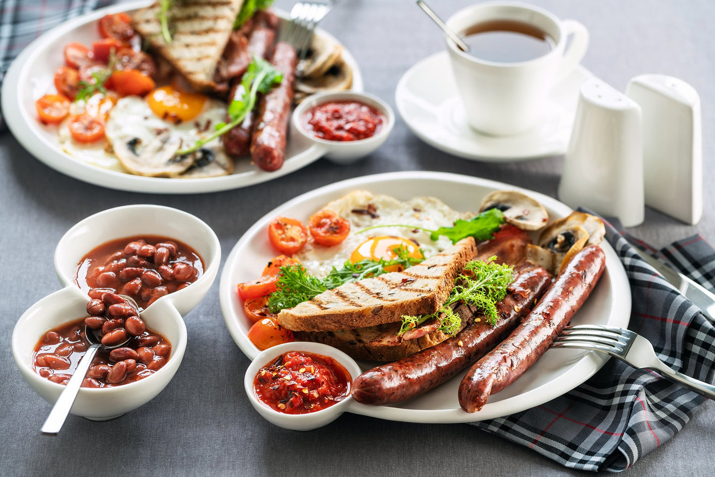 Wilmax Salz- und Pfefferstreuer Set aus Porzellan, 2-teilig – WL-996068/SP