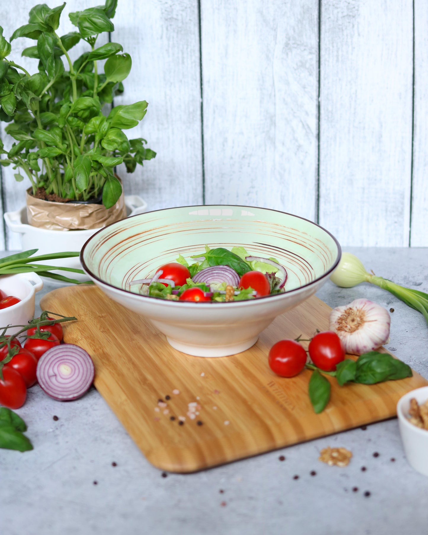 Wilmax ColorBoom Tiefe Platte 22,5 cm Pistazie WL-669123/A