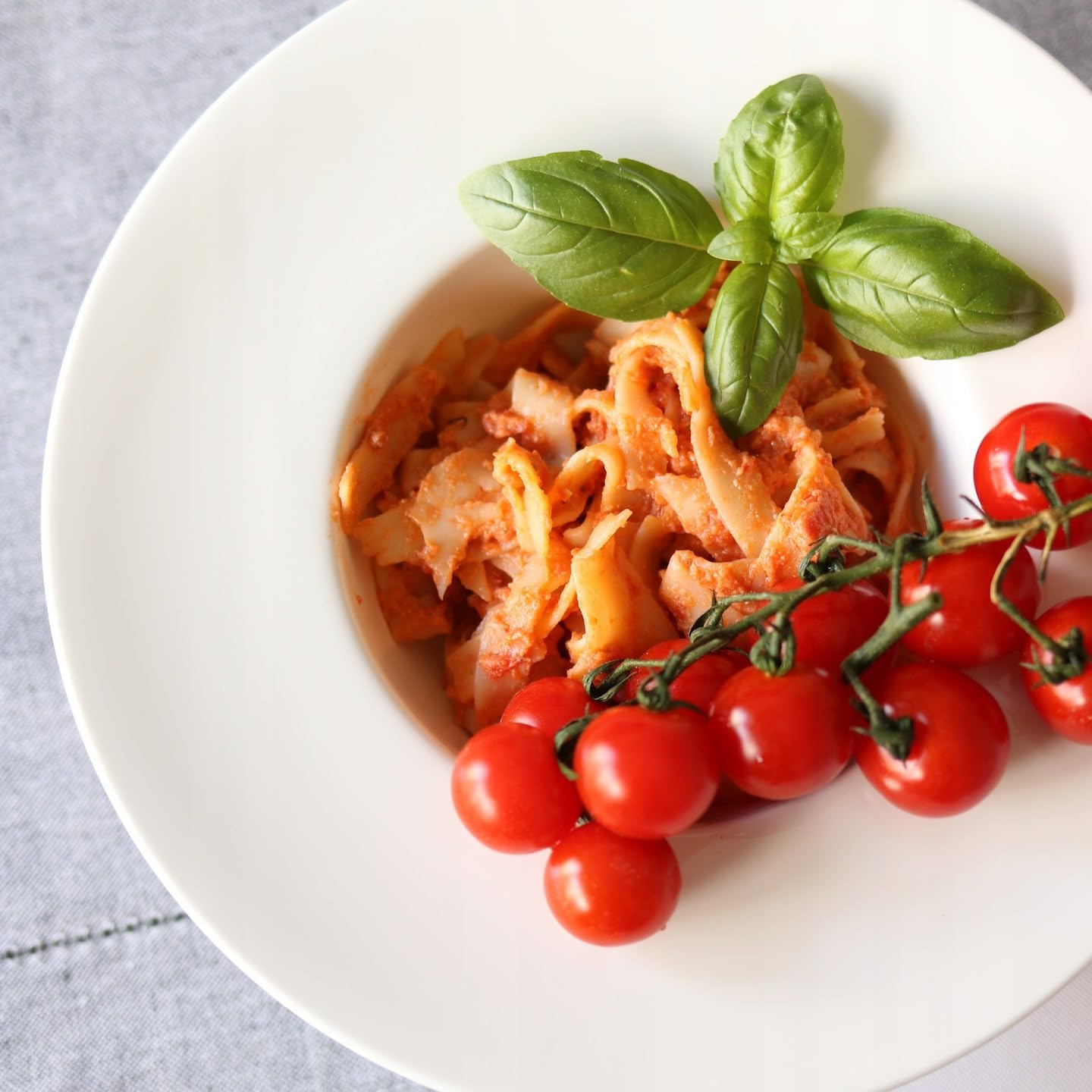 Wilmax Tiefer Porzellan-Teller 400 ml, Ø 22.5 cm, 2er Set, Weiß WL-991186/A2