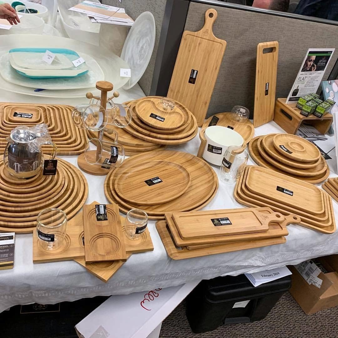 Wilmax Langes Servierbrett aus Bambus, 60 x 20 cm, WL-771144/A