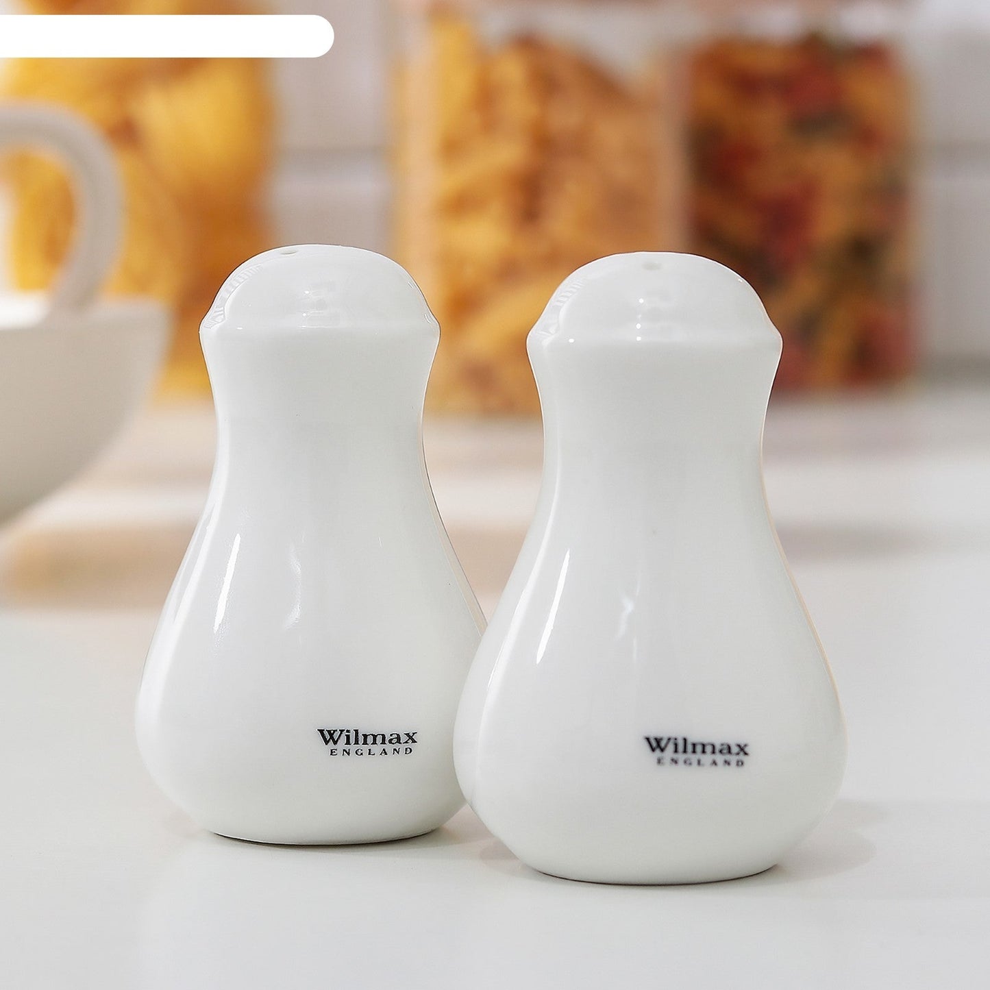 Wilmax England Salt & Pepper Shakers Set 2-piece Porcelain White